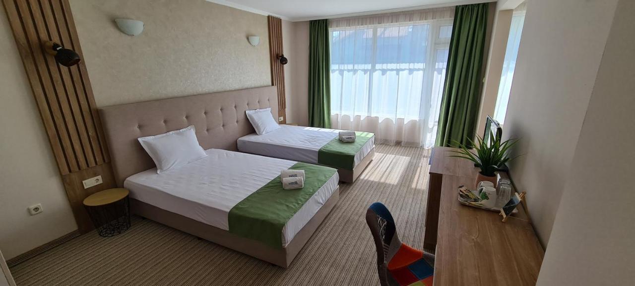 Mirana Family Hotel Burgasz Kültér fotó