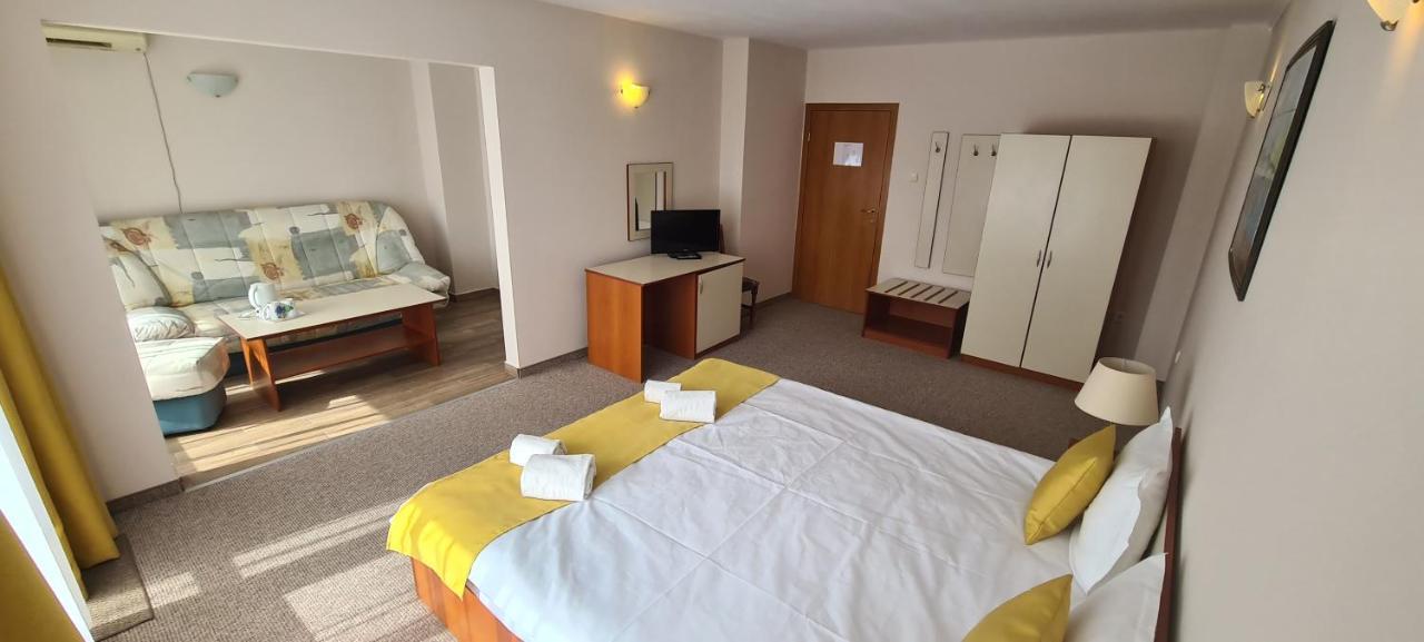 Mirana Family Hotel Burgasz Kültér fotó