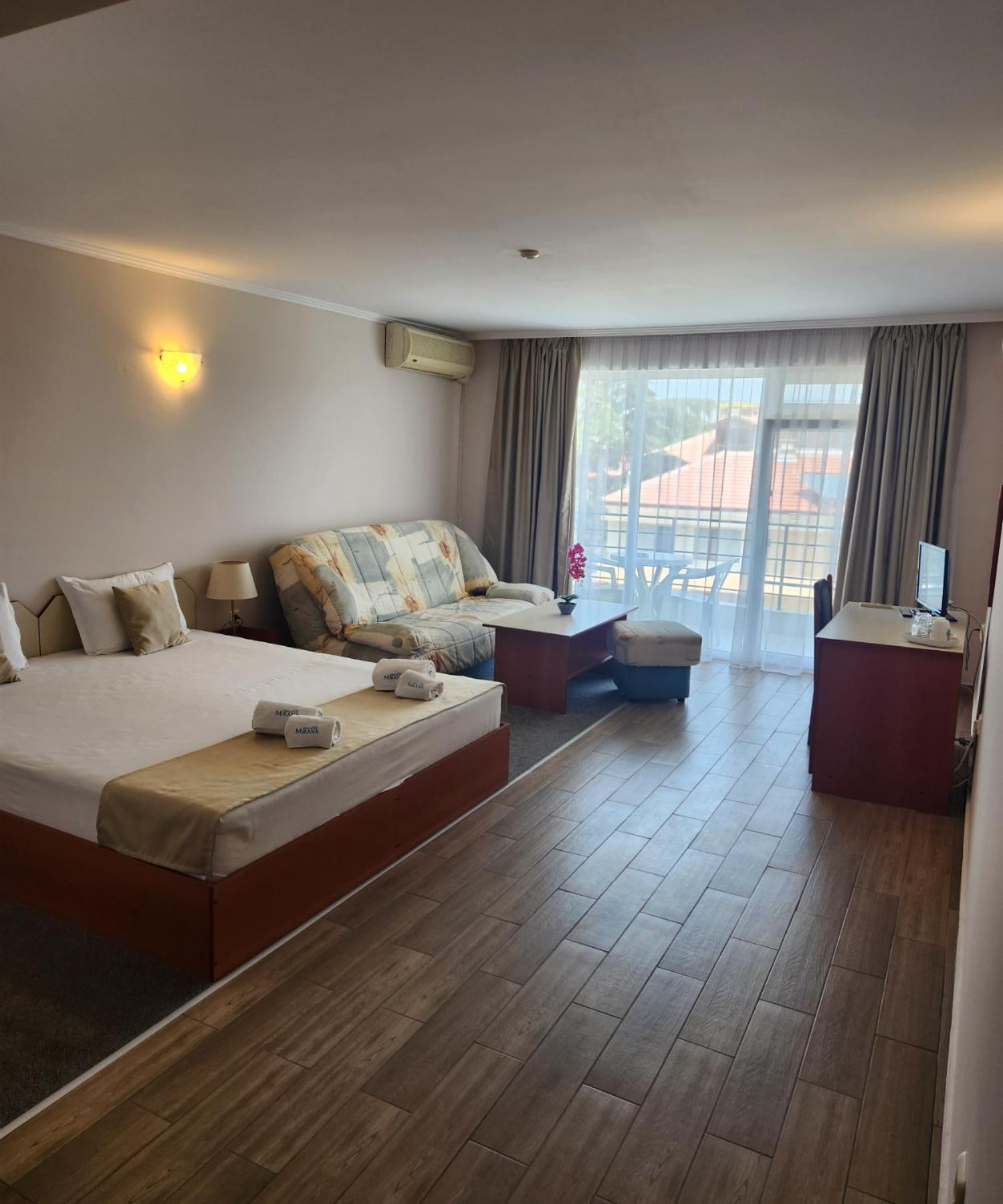 Mirana Family Hotel Burgasz Kültér fotó