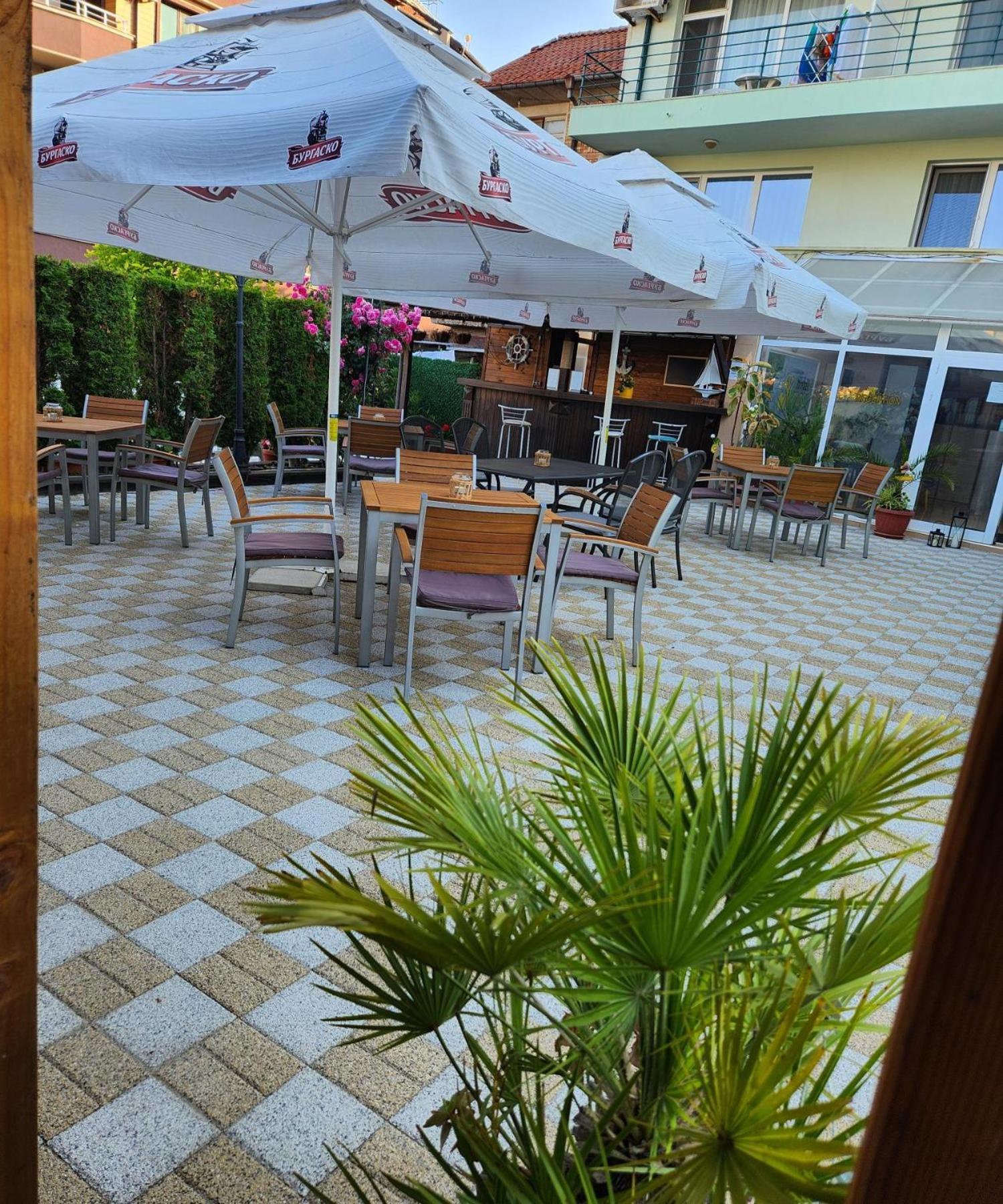 Mirana Family Hotel Burgasz Kültér fotó