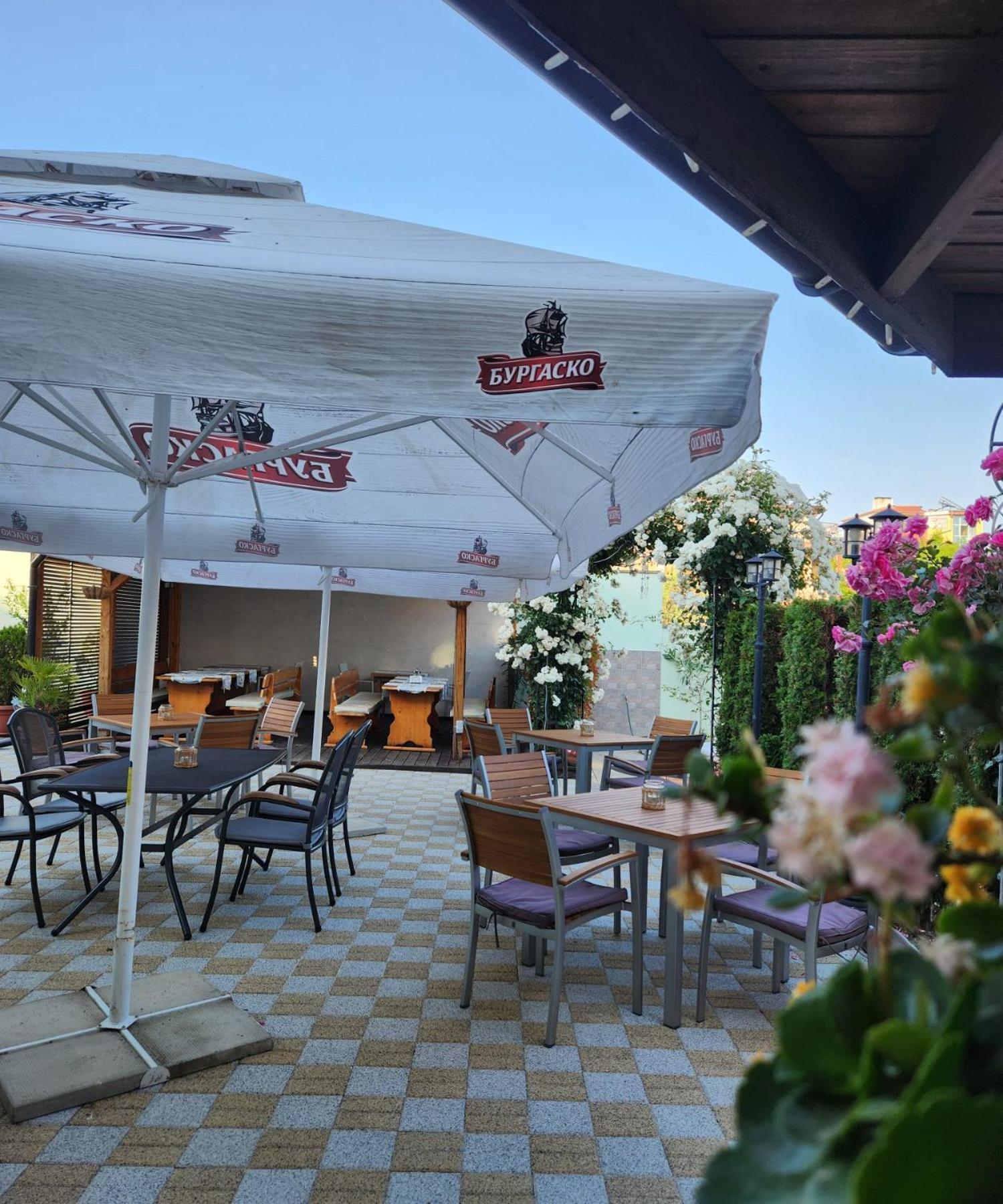Mirana Family Hotel Burgasz Kültér fotó