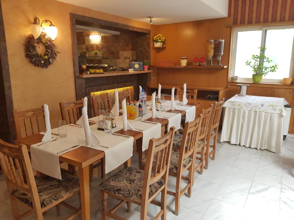 Mirana Family Hotel Burgasz Kültér fotó