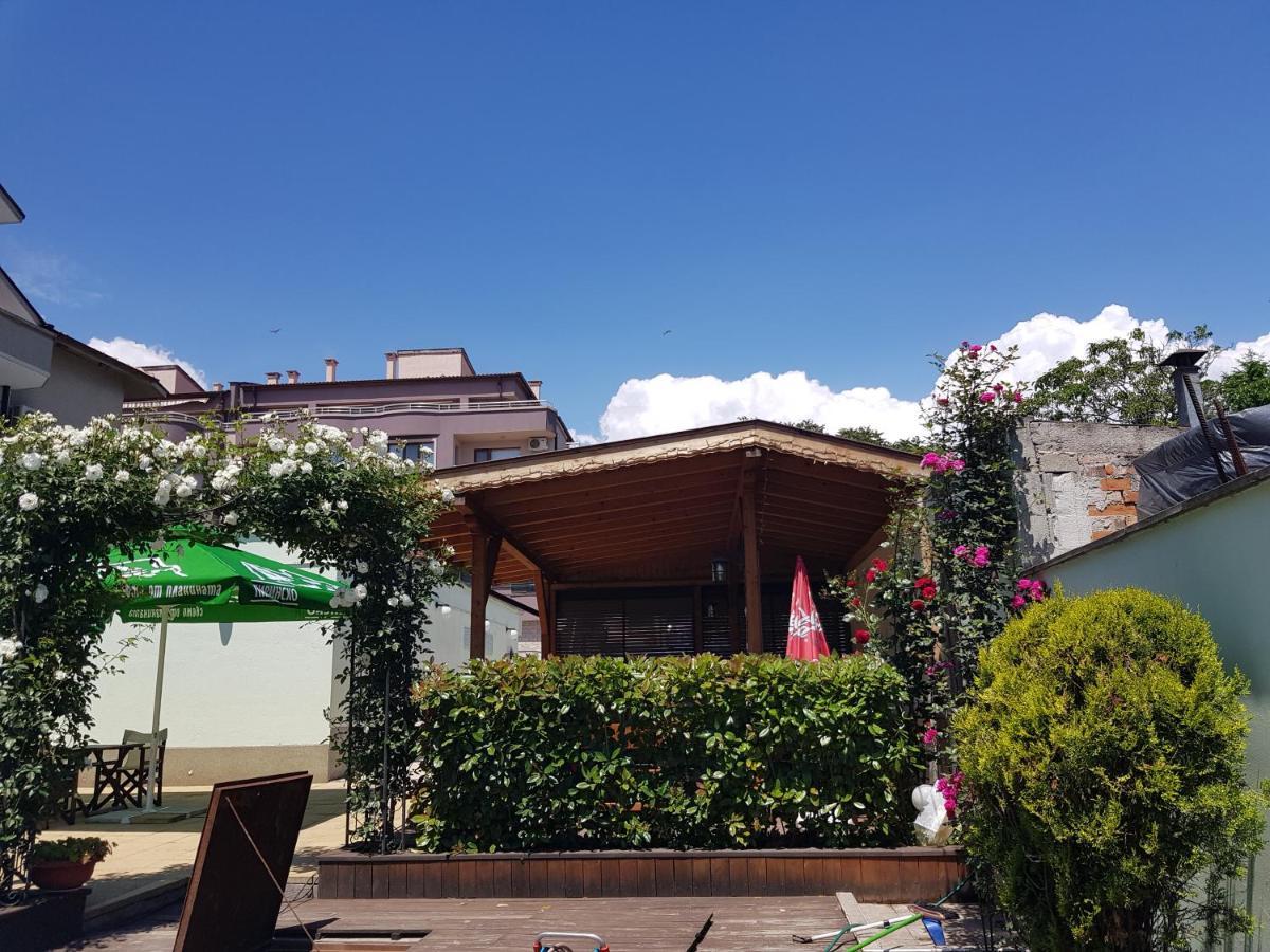 Mirana Family Hotel Burgasz Kültér fotó